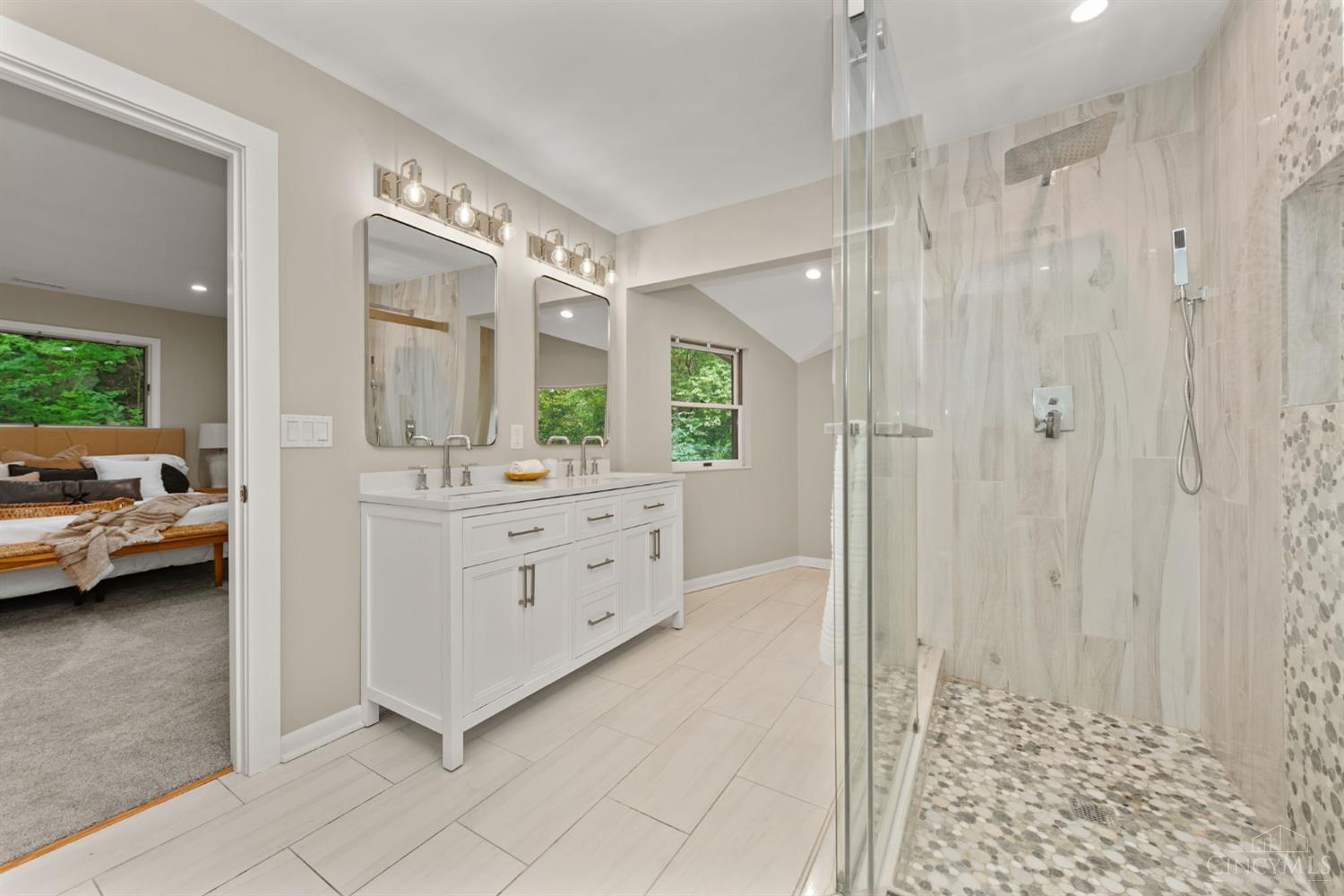 7275 Demar Road, Indian Hill, OH, 45243 — photo 24
