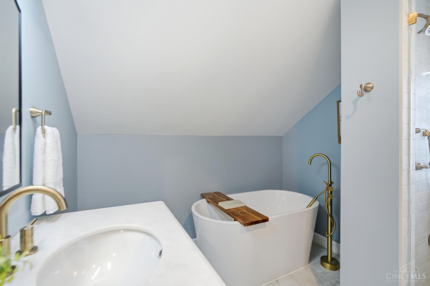 3629 Erie Avenue, Cincinnati, OH, 45208 — photo 31