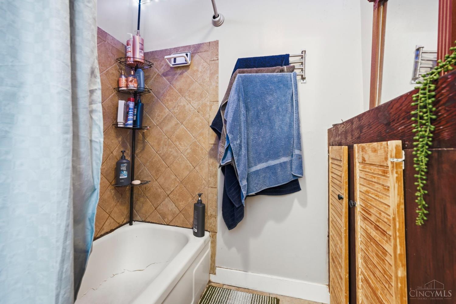 408 Ada Street, Cincinnati, OH, 45219 — photo 24