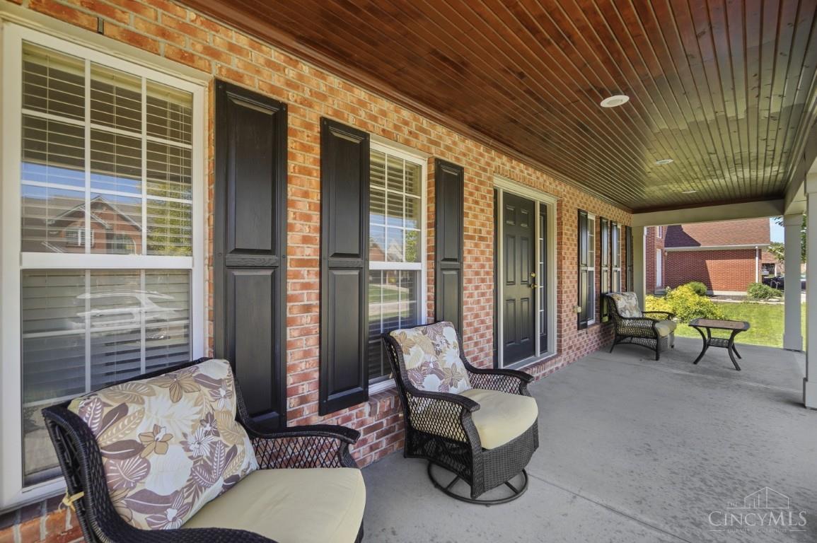 4897 Streamside Court, Liberty Twp, OH, 45011 — photo 5
