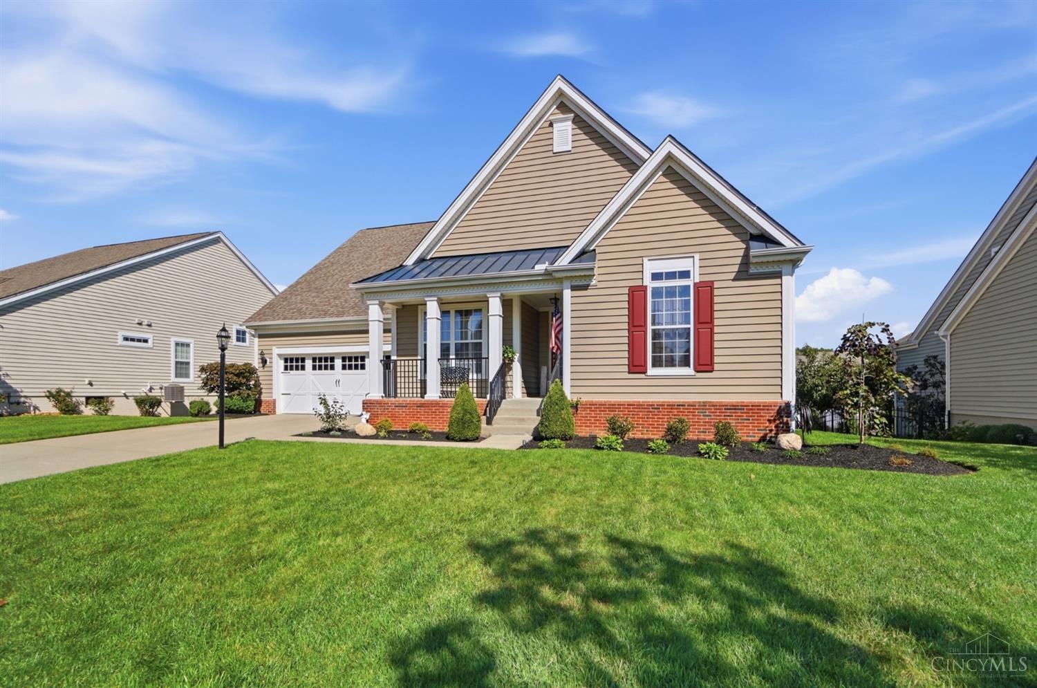 655 Hyacinth Road