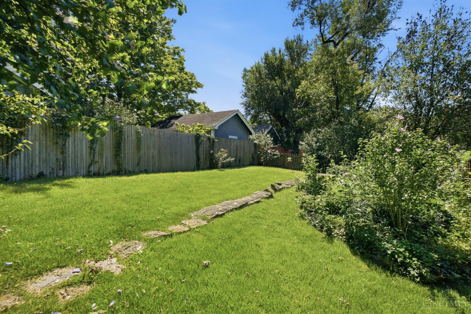 3629 Erie Avenue, Cincinnati, OH, 45208 — photo 37