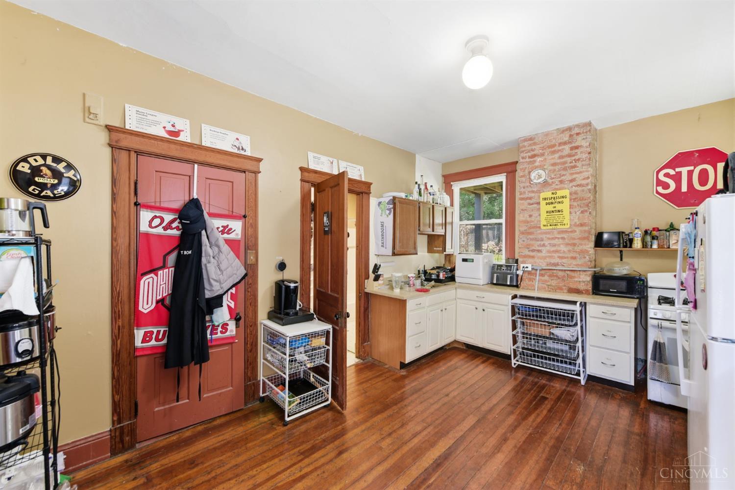 404 Ada Street, Cincinnati, OH, 45219 — photo 2