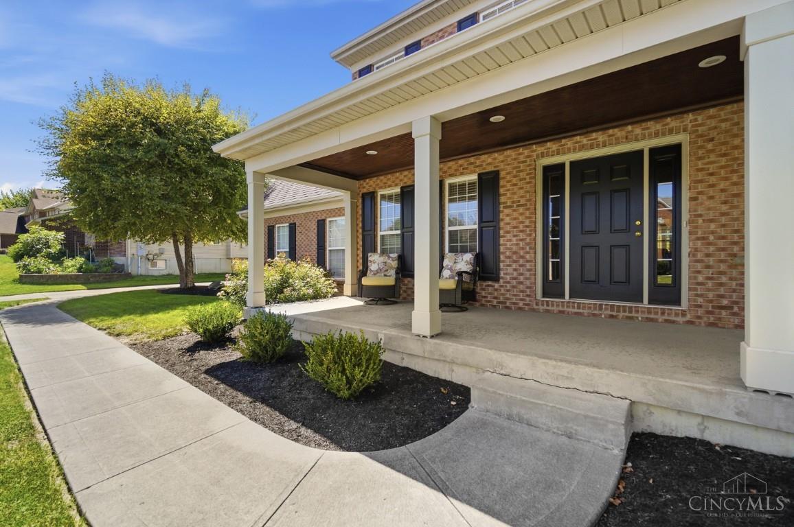 4897 Streamside Court, Liberty Twp, OH, 45011 — photo 4
