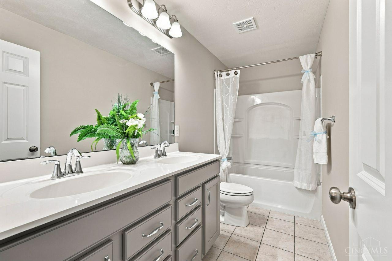7109 Dudley View Drive, Liberty Twp, OH, 45044 — photo 25