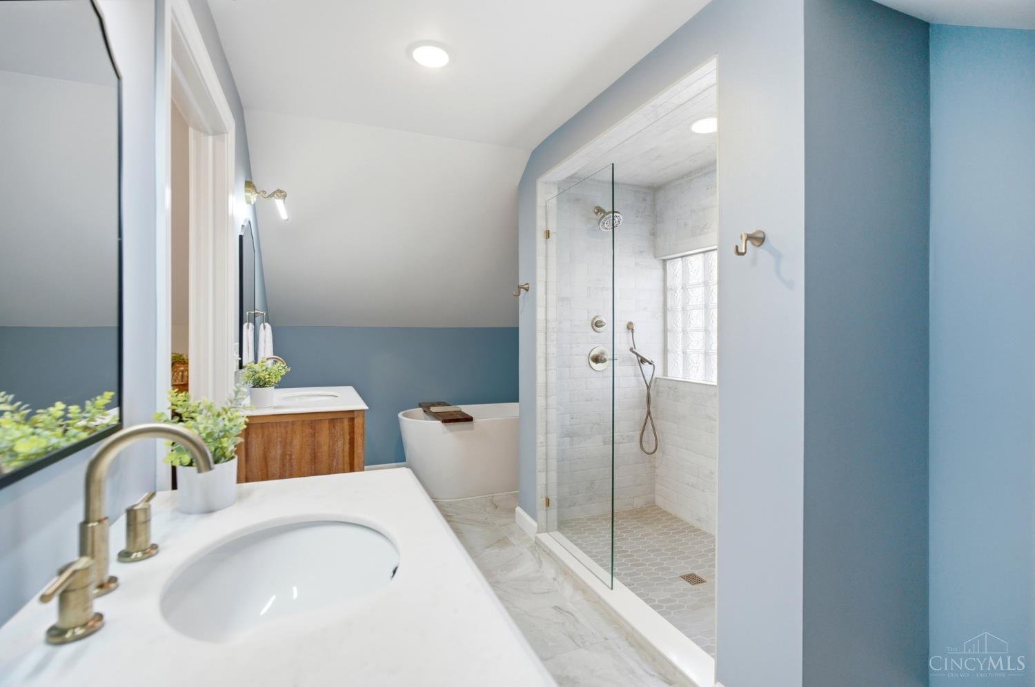3629 Erie Avenue, Cincinnati, OH, 45208 — photo 32