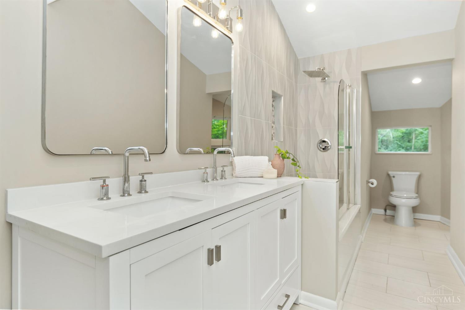 7275 Demar Road, Indian Hill, OH, 45243 — photo 18
