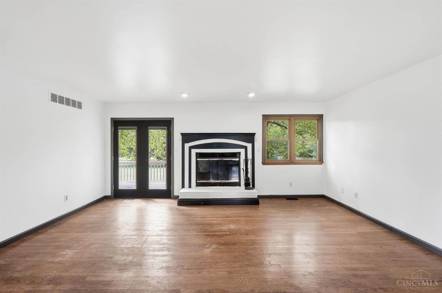 6315 Gem Stone Drive, Liberty Twp, OH, 45044 — photo 8