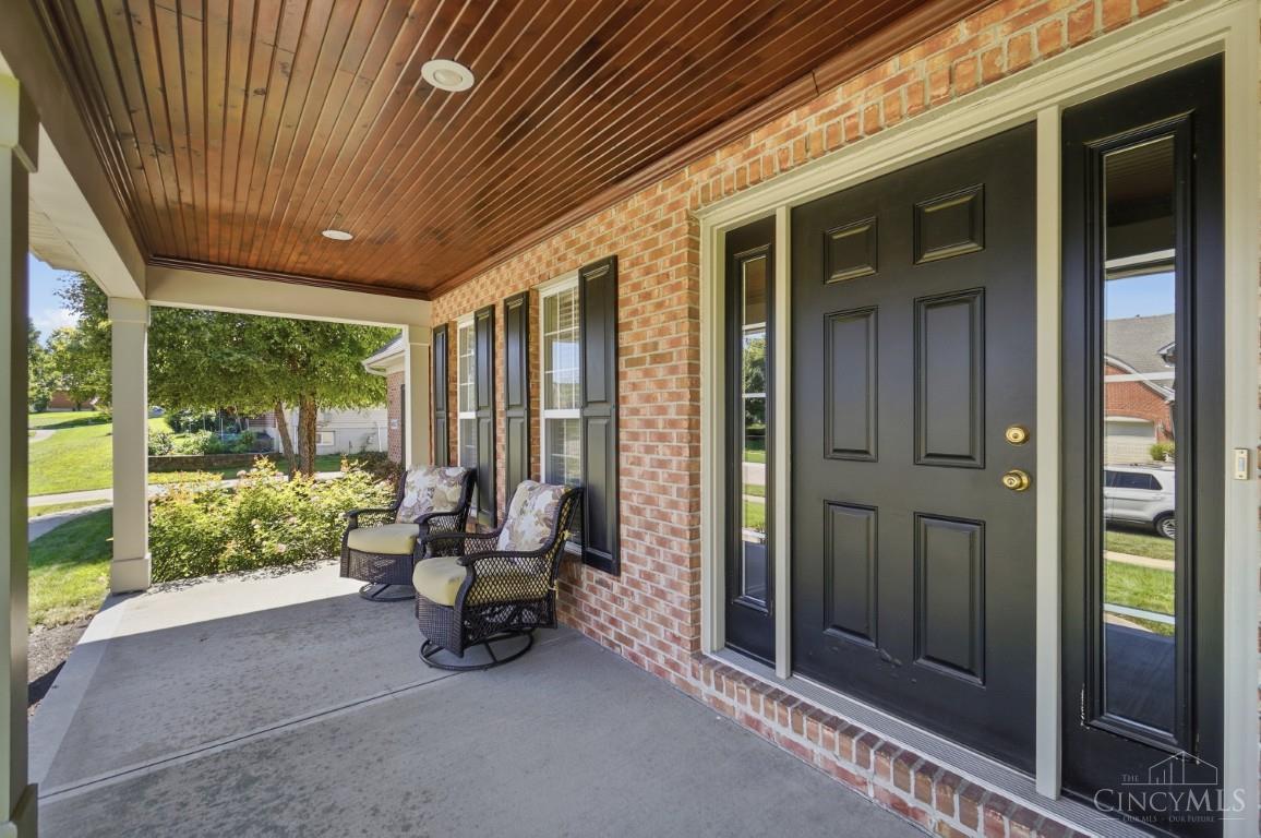 4897 Streamside Court, Liberty Twp, OH, 45011 — photo 6