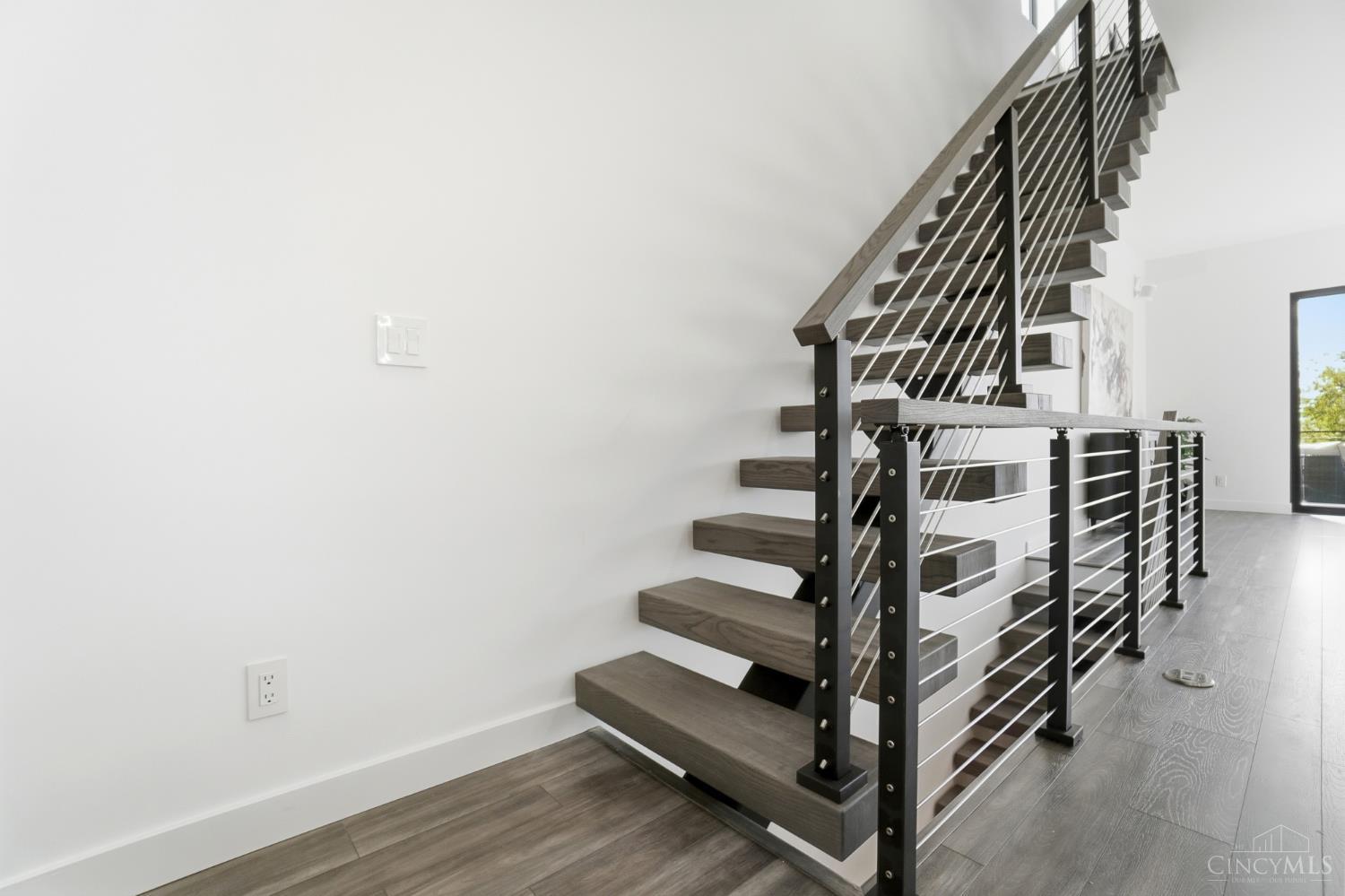 209 Hastings Street, Cincinnati, OH, 45219 — photo 30