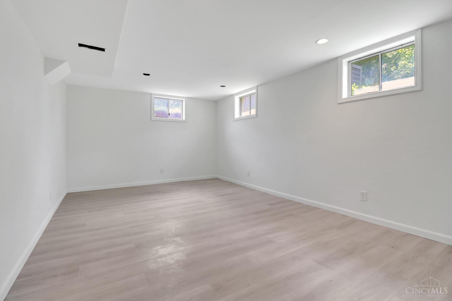 7197 Braemer Lane, West Chester, OH, 45069 — photo 27