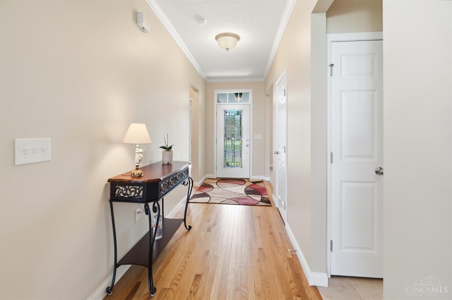 655 Hyacinth Road