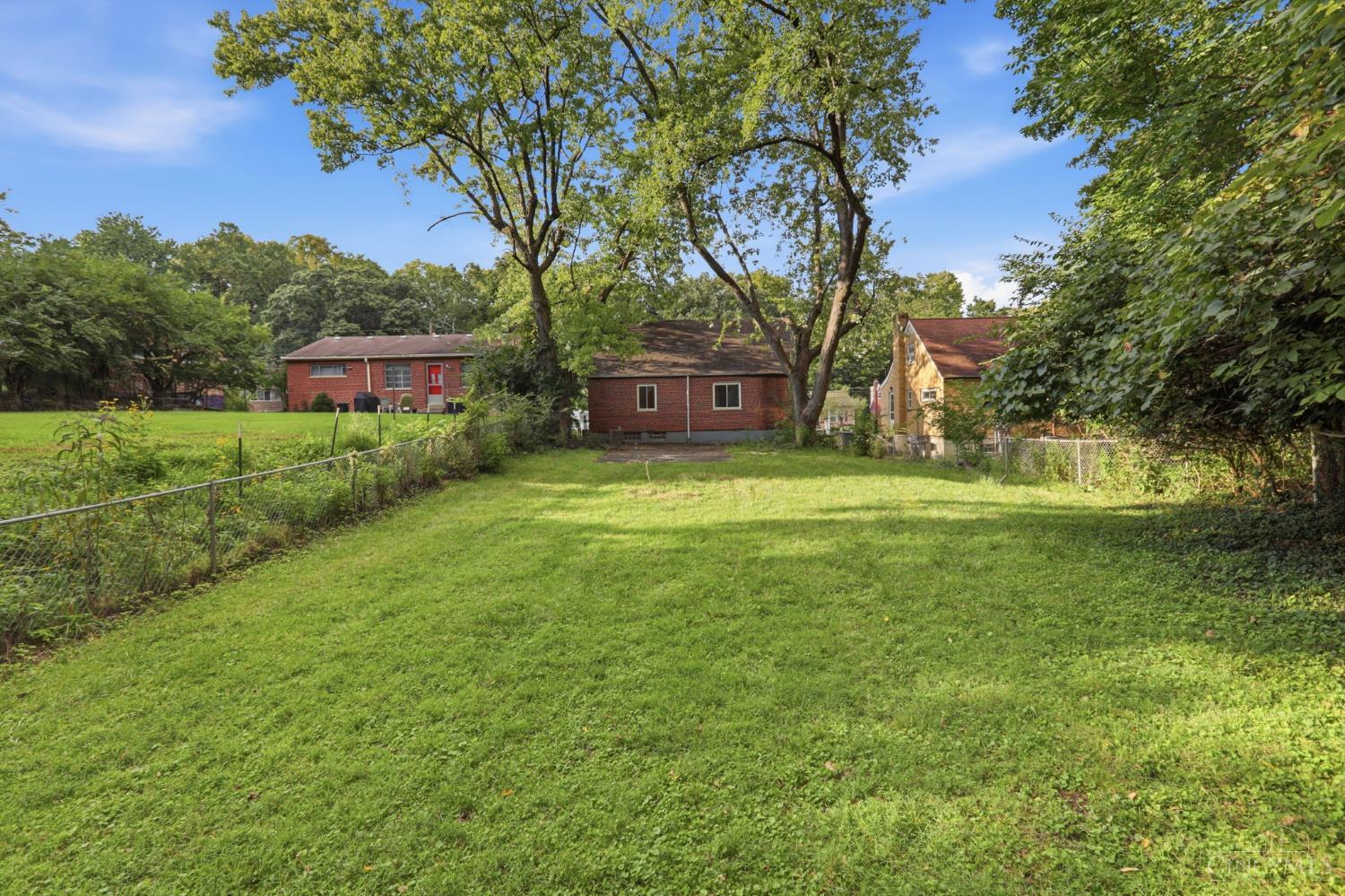 1694 Ashbrook Drive, Cincinnati, OH, 45238 — photo 16