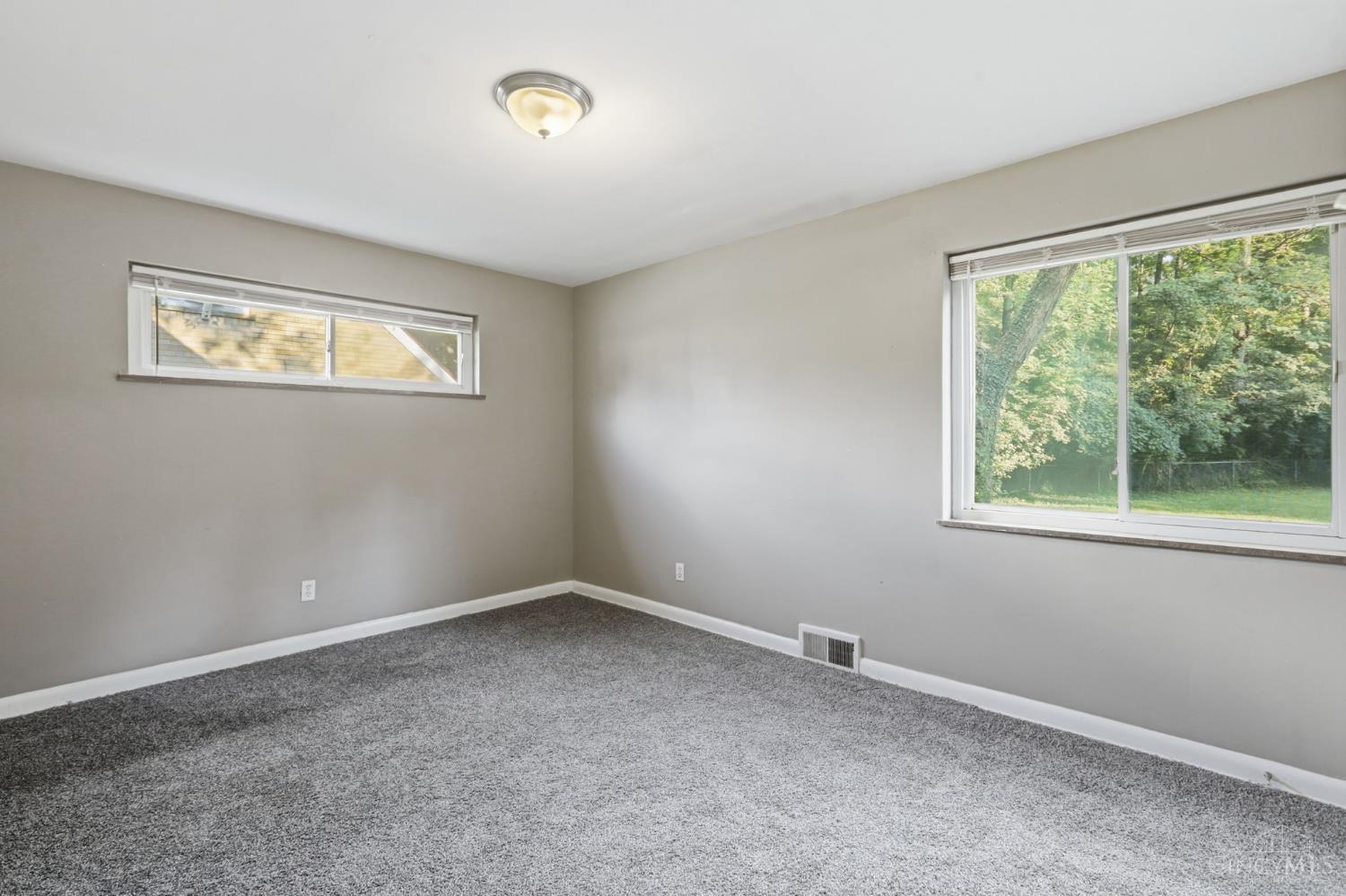 1694 Ashbrook Drive, Cincinnati, OH, 45238 — photo 12