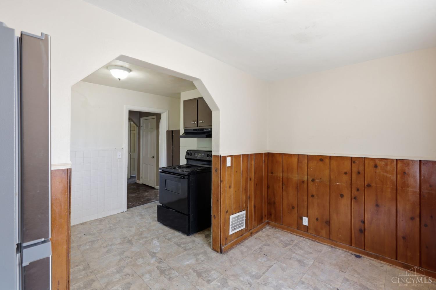 3270 Van Zandt Drive, Cincinnati, OH, 45211 — photo 6