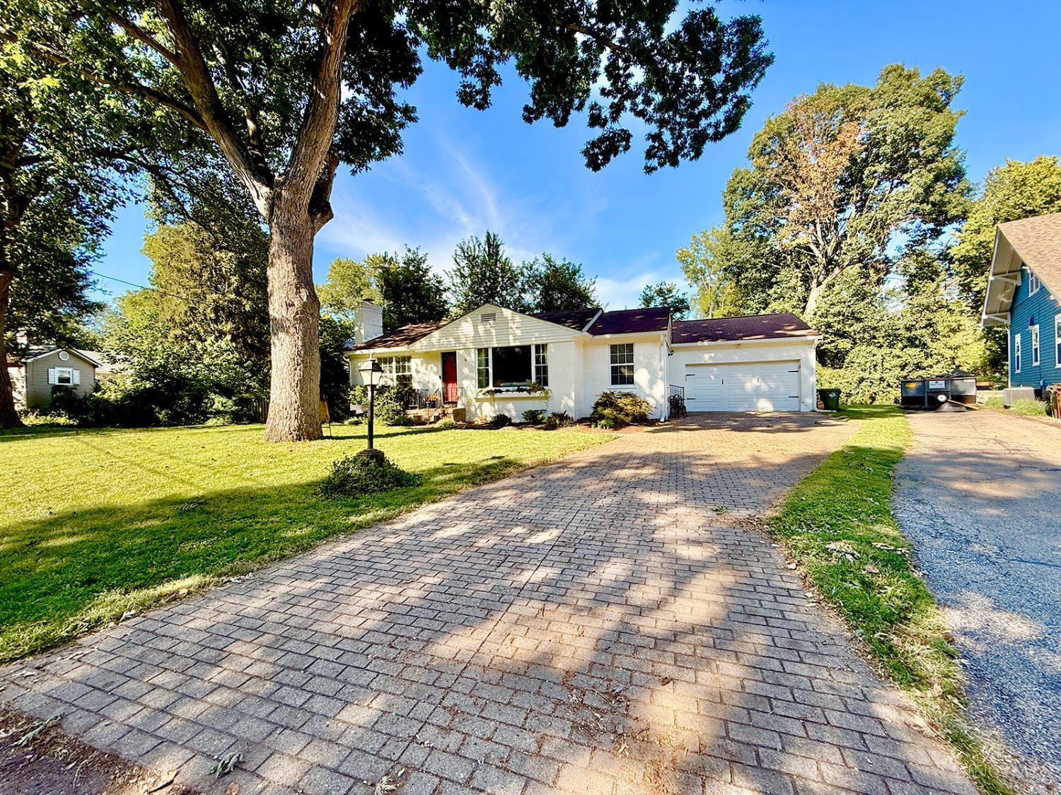 1530 Maple Avenue, Wyoming, OH, 45215