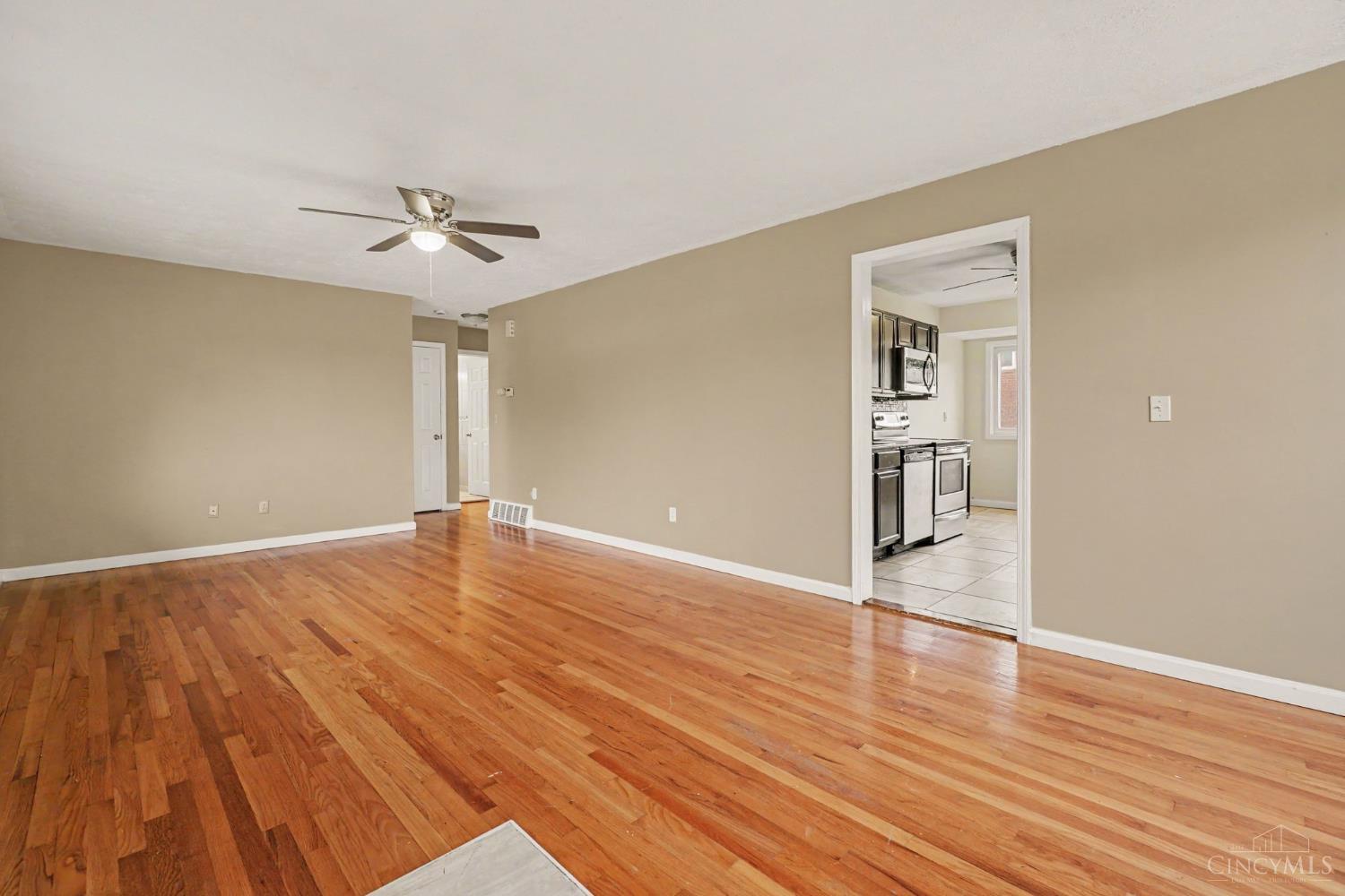 10253 Jasmine Court, Woodlawn, OH, 45215 — photo 2