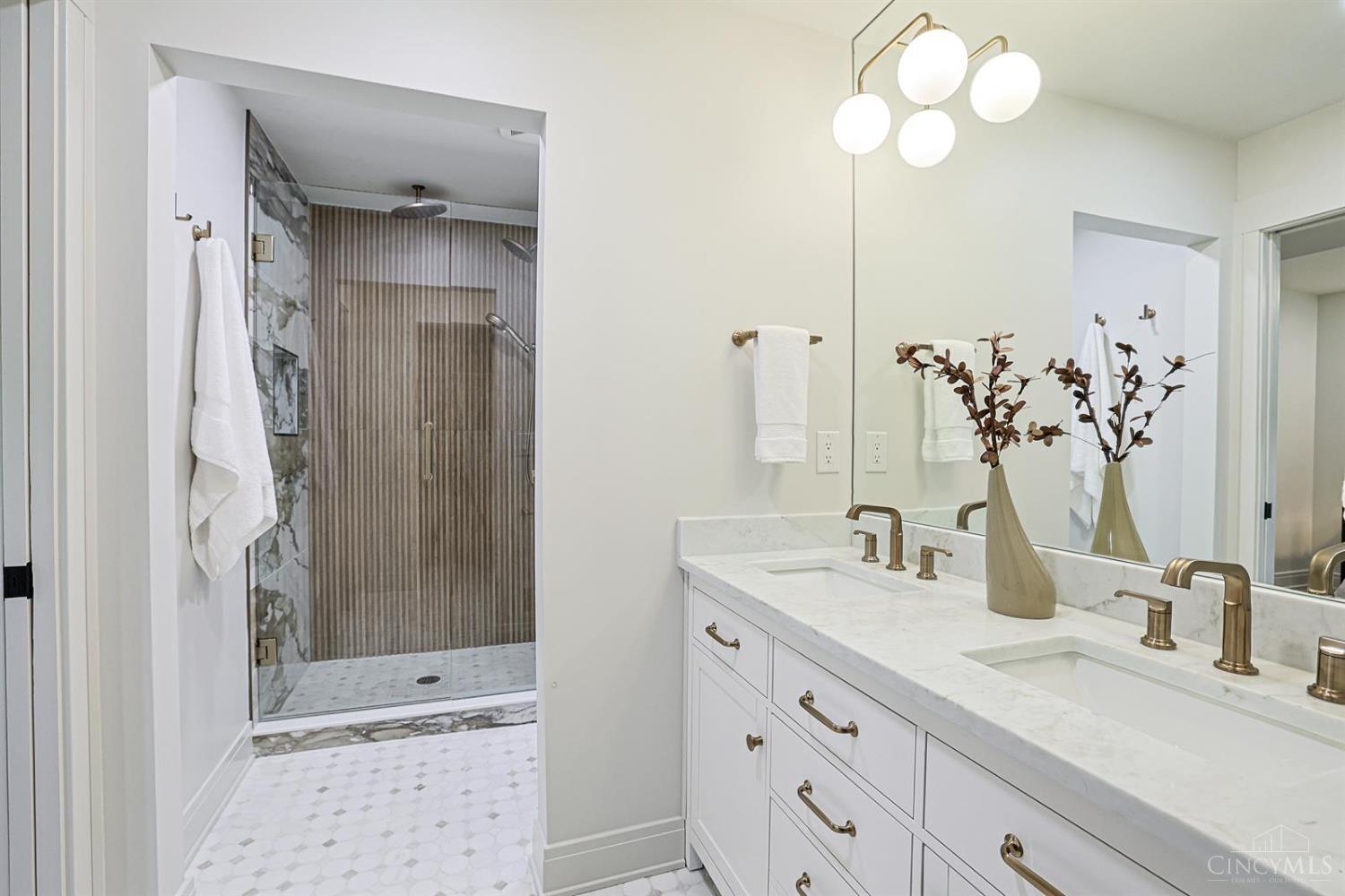 3488 Forestoak Court, Cincinnati, OH, 45208 — photo 21