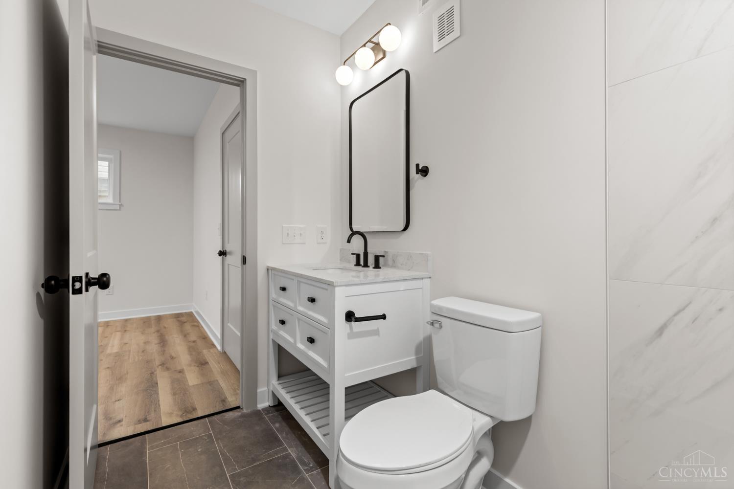 3342 Fairfield Avenue, Cincinnati, OH, 45207 — photo 32