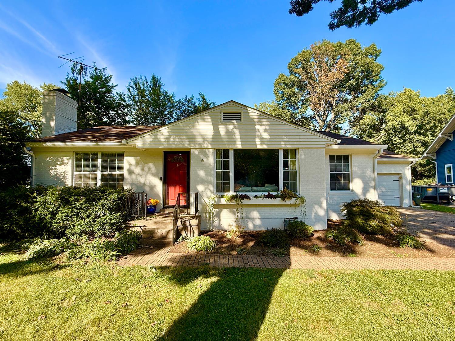 1530 Maple Avenue, Wyoming, OH, 45215 — photo 2