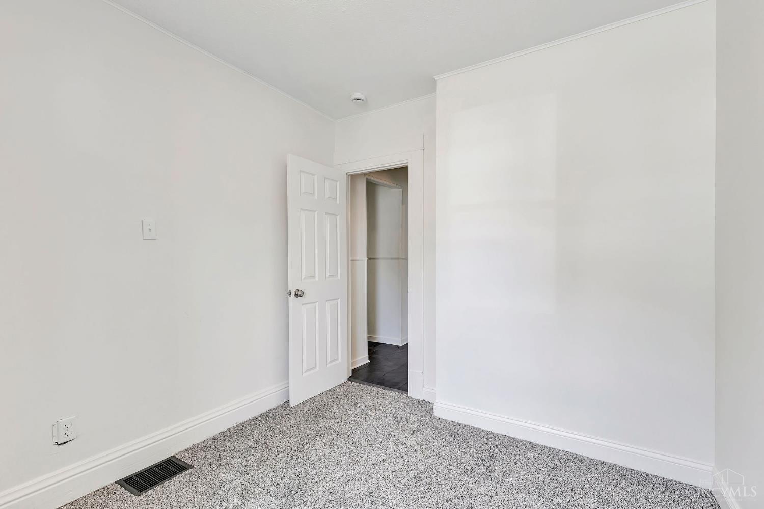 6985 Beechmont Avenue, Anderson Twp, OH, 45230 — photo 15