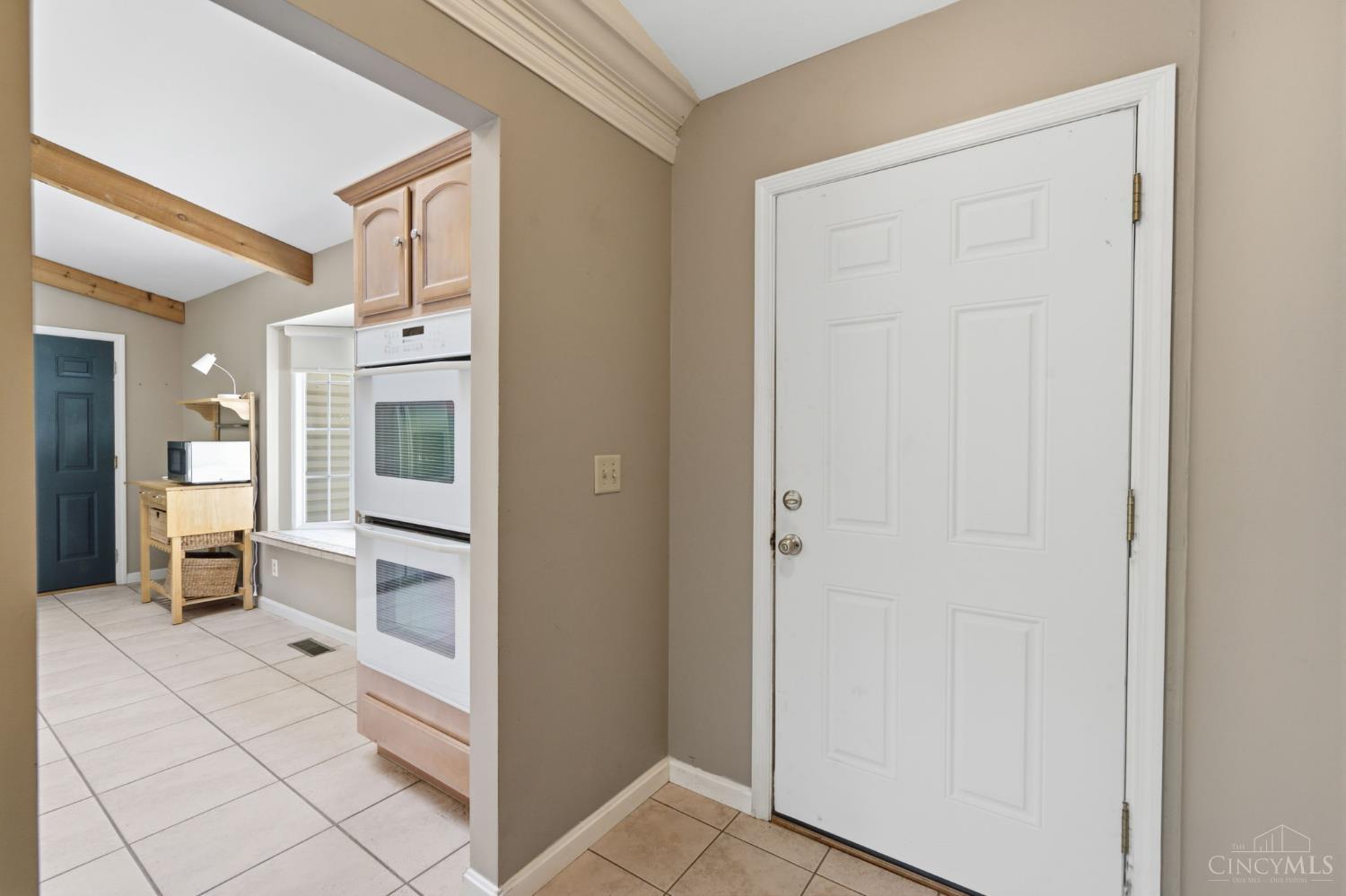 4388 Dela Palma, Williamsburg, OH, 45176 — photo 10