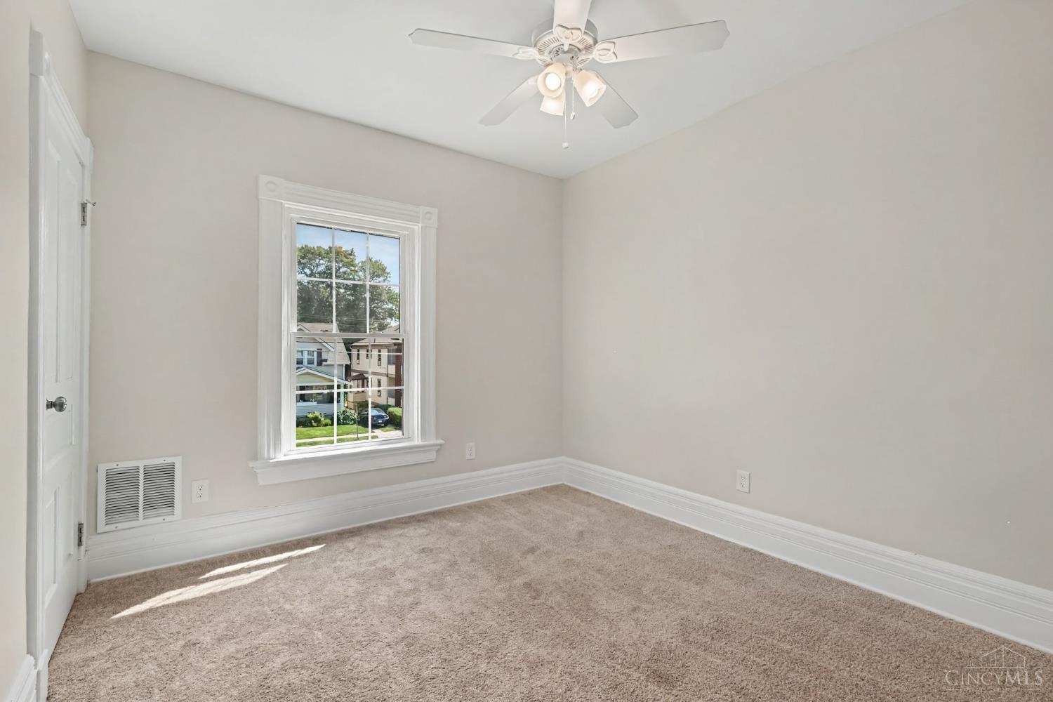 5809 Lathrop Place, Cincinnati, OH, 45224 — photo 15