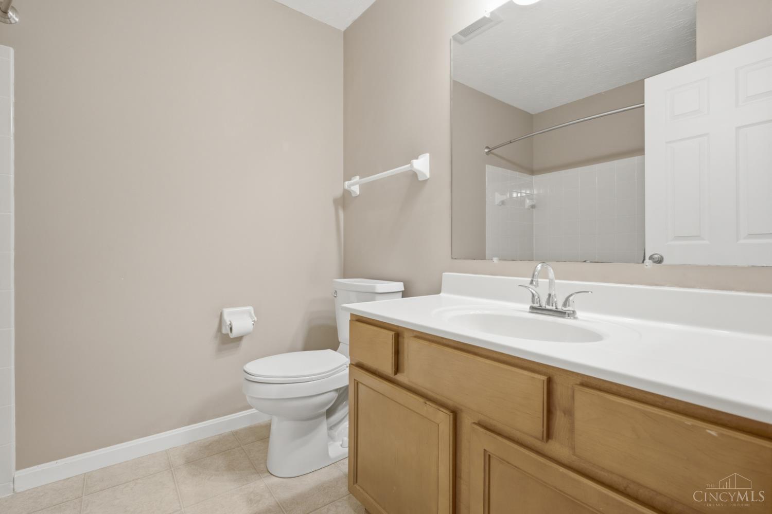 7630 Sandstone Trail, Hamilton Twp, OH, 45039 — photo 24