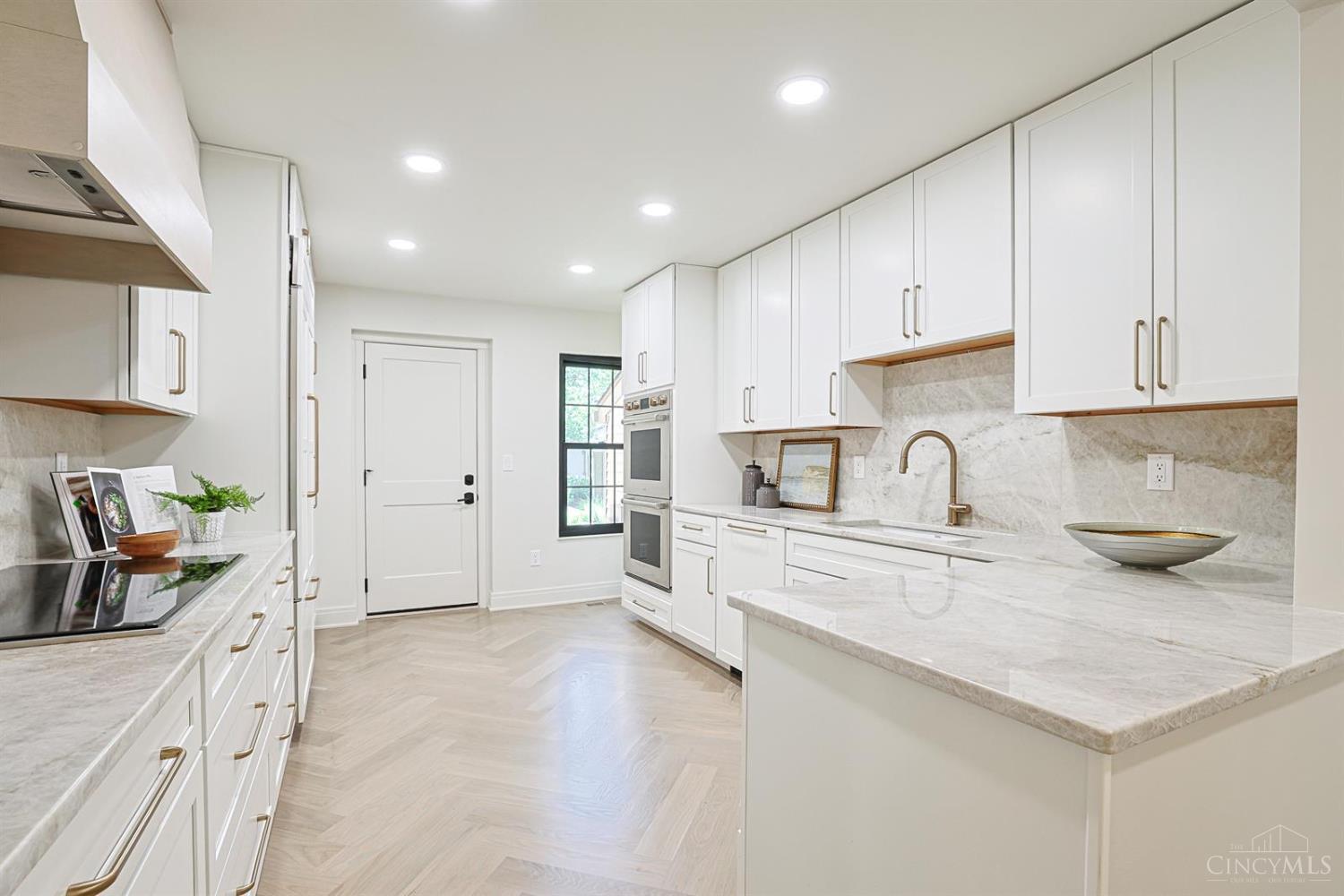 3488 Forestoak Court, Cincinnati, OH, 45208 — photo 11