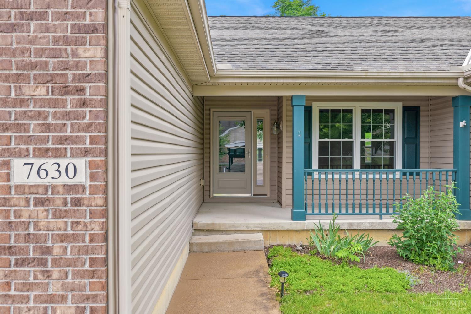 7630 Sandstone Trail, Hamilton Twp, OH, 45039 — photo 2