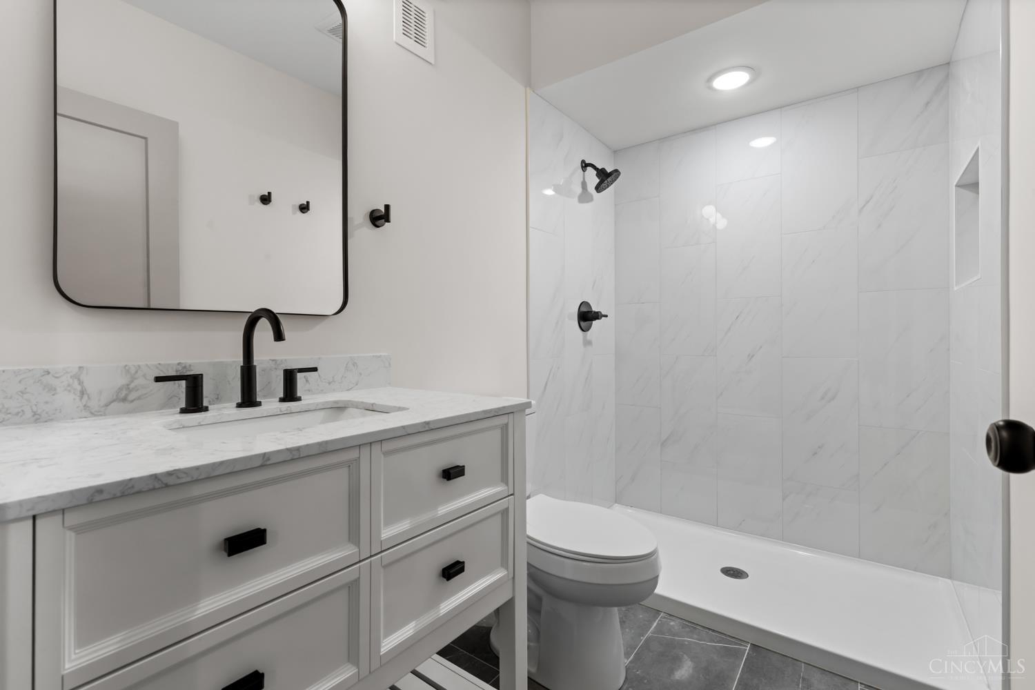 3342 Fairfield Avenue, Cincinnati, OH, 45207 — photo 34