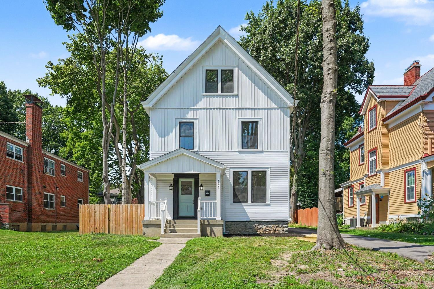 5809 Lathrop Place, Cincinnati, OH, 45224
