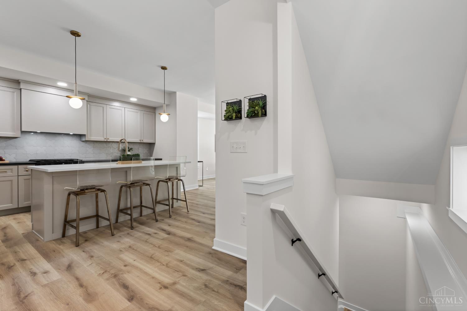 3342 Fairfield Avenue, Cincinnati, OH, 45207 — photo 30