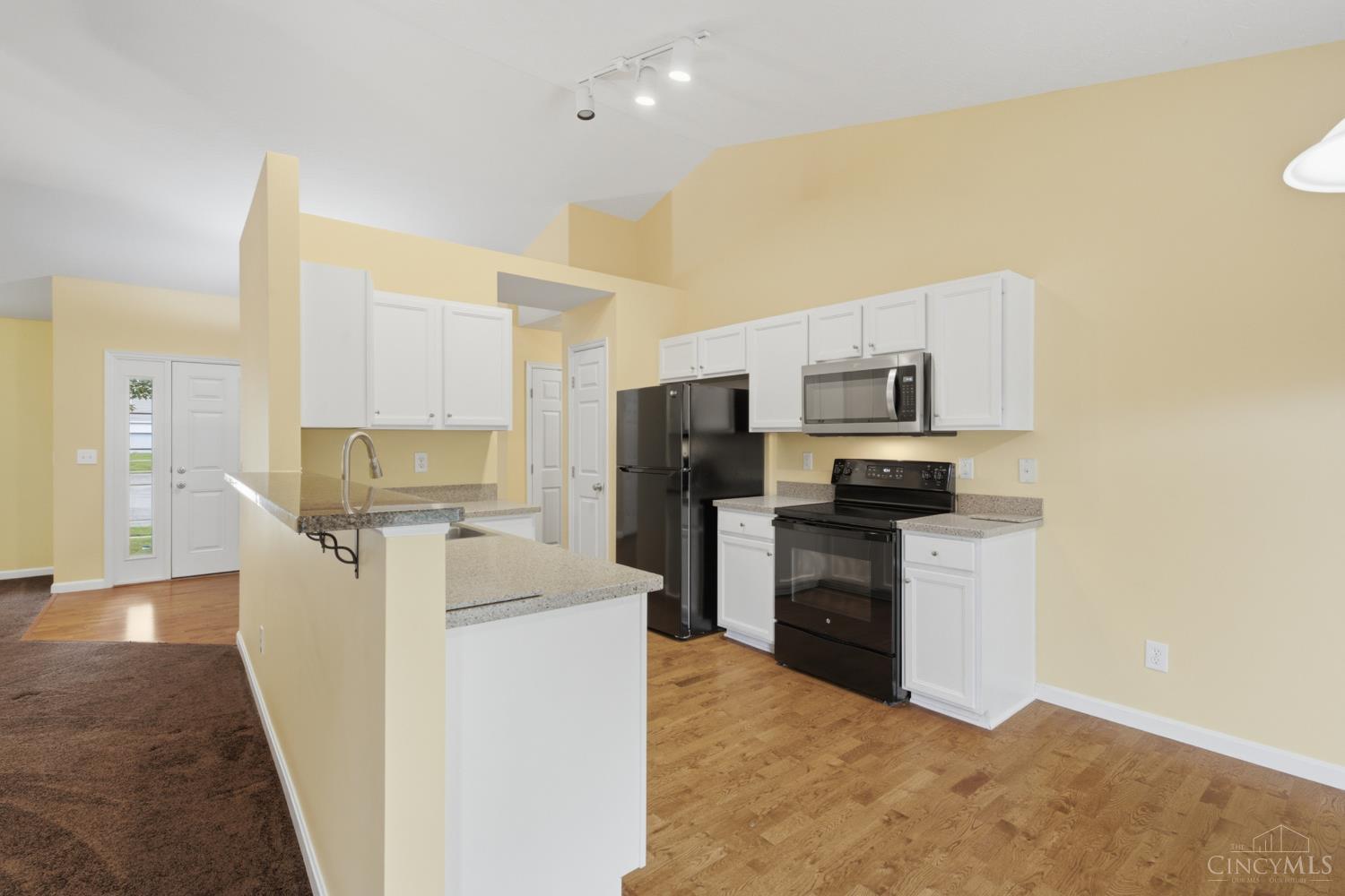 7630 Sandstone Trail, Hamilton Twp, OH, 45039 — photo 11