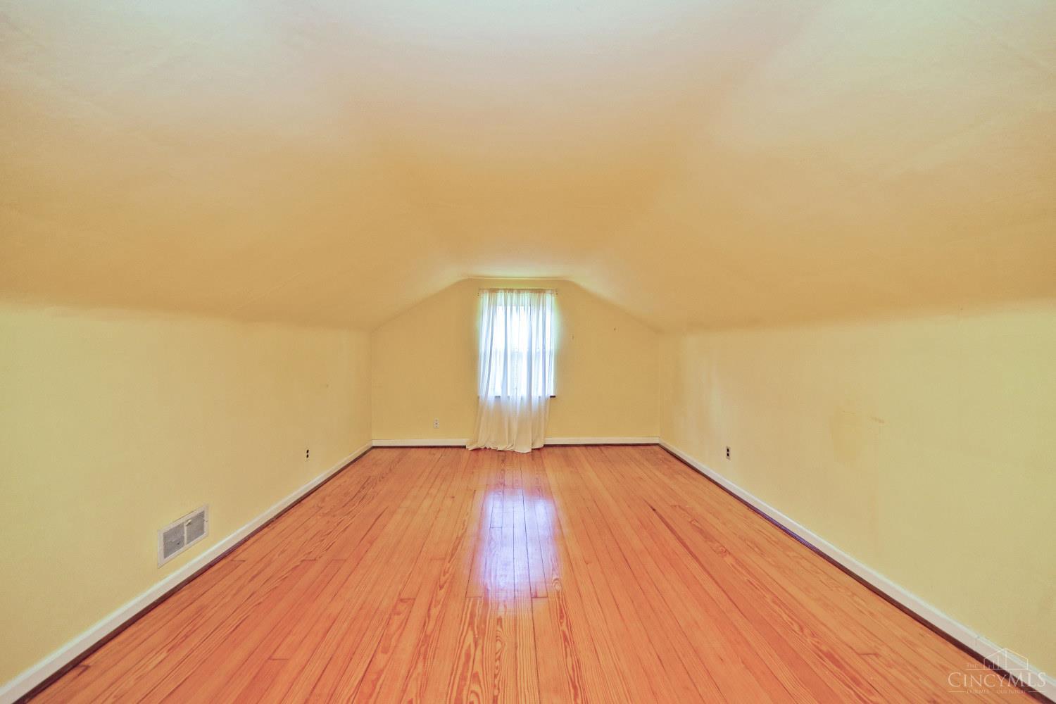 6224 Girard Avenue, Cincinnati, OH, 45213 — photo 24
