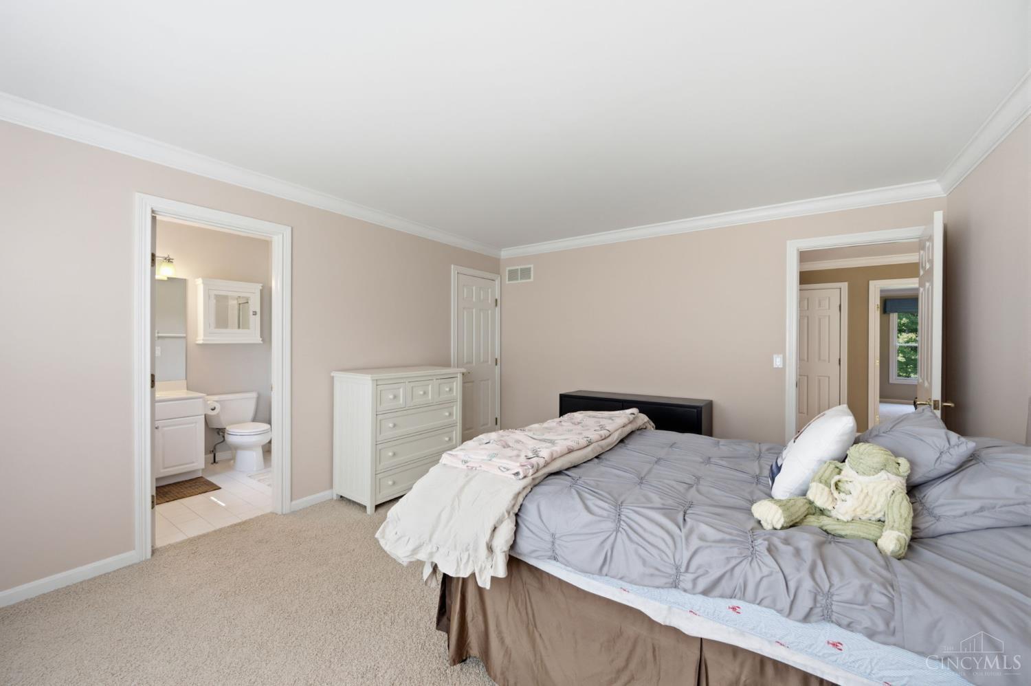 8188 Wycliffe Drive, Anderson Twp, OH, 45244 — photo 54