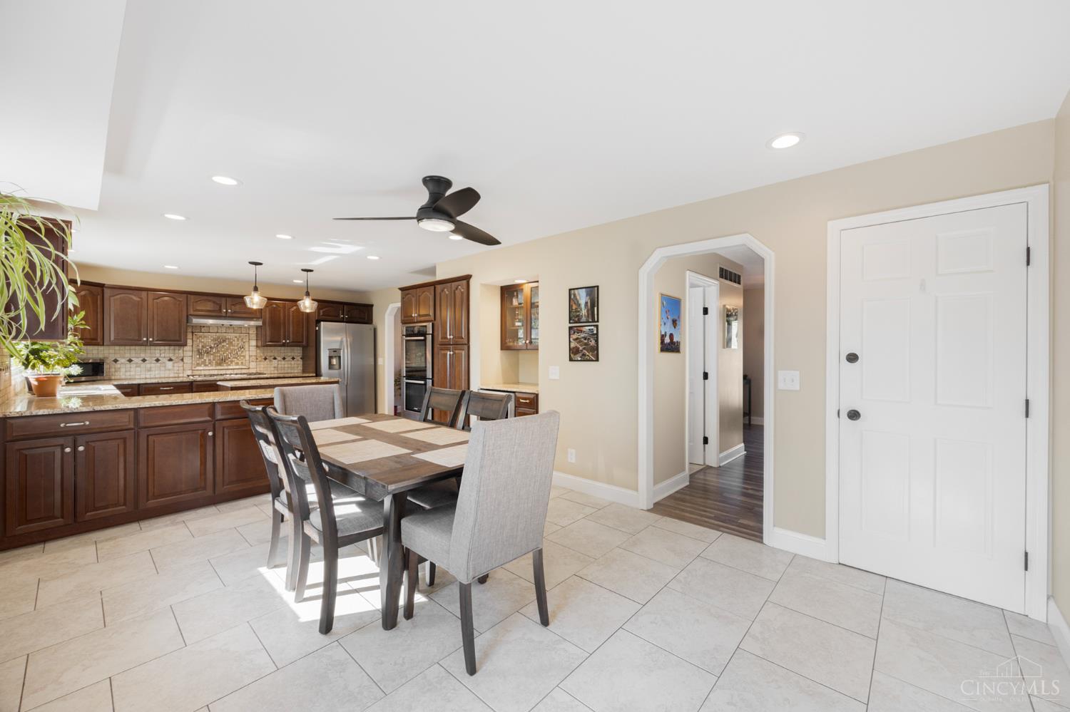 3834 Foxtail Lane, Miami Twp, OH, 45248 — photo 10