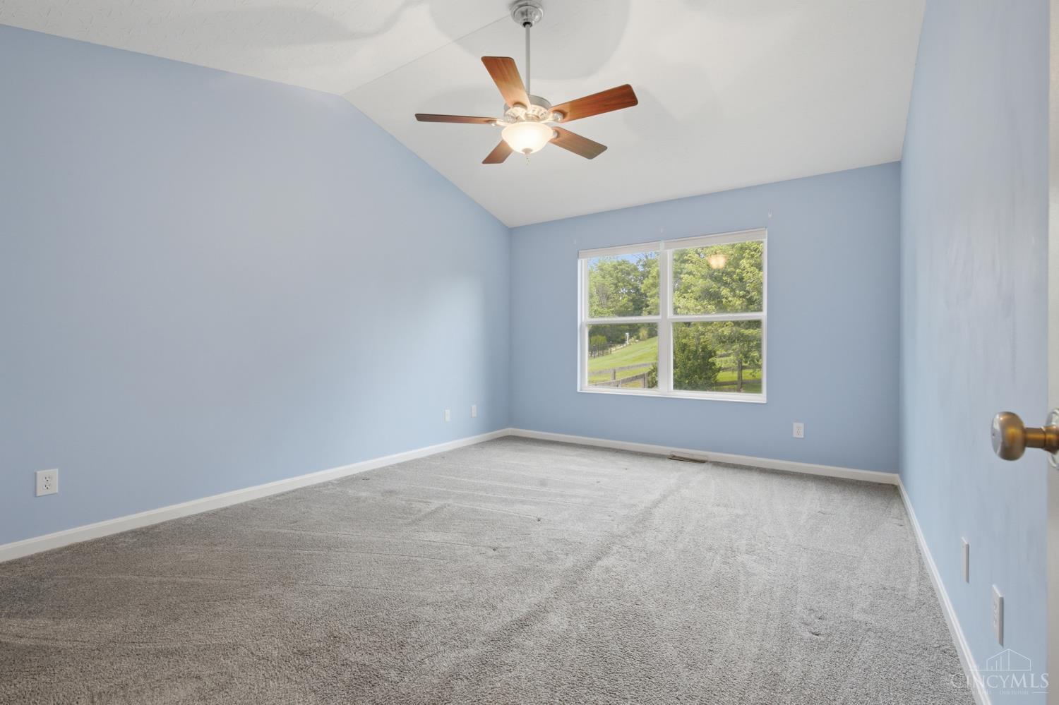 7630 Sandstone Trail, Hamilton Twp, OH, 45039 — photo 16