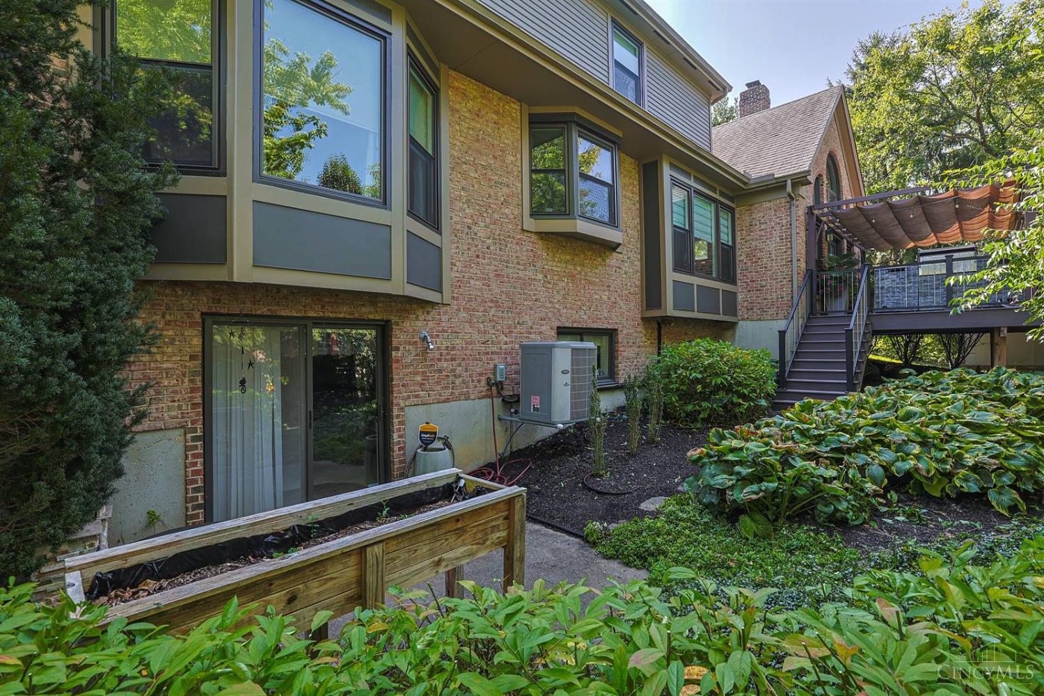 11127 Huntwicke Place, Blue Ash, OH, 45241 — photo 44