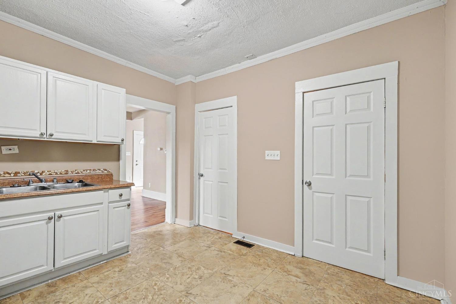 831 Forest Avenue, Hamilton, OH, 45015 — photo 8
