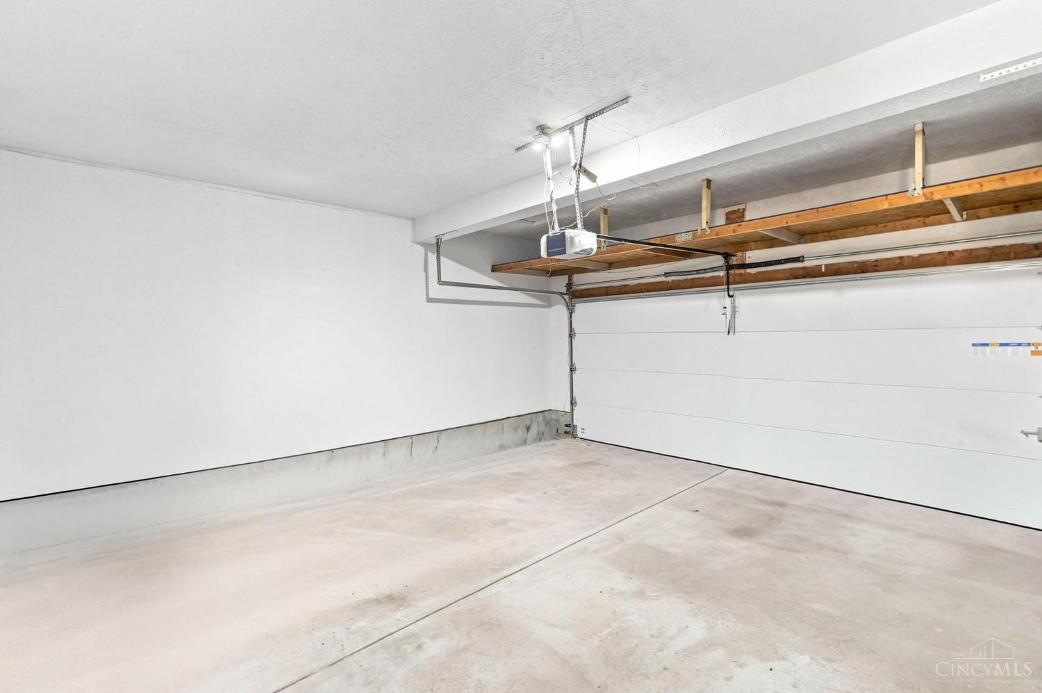 8297 Polo Trail Place, West Chester, OH, 45069 — photo 38