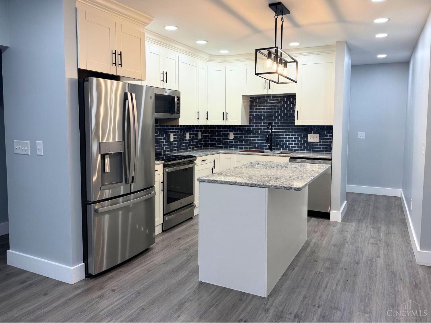 5520 Davies Place, Cincinnati, OH, 45227 — photo 7