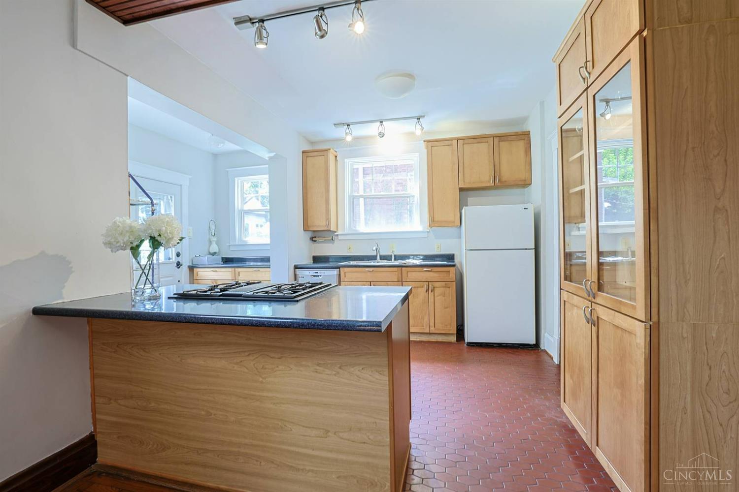 1655 Westmoreland Avenue, Cincinnati, OH, 45223 — photo 13