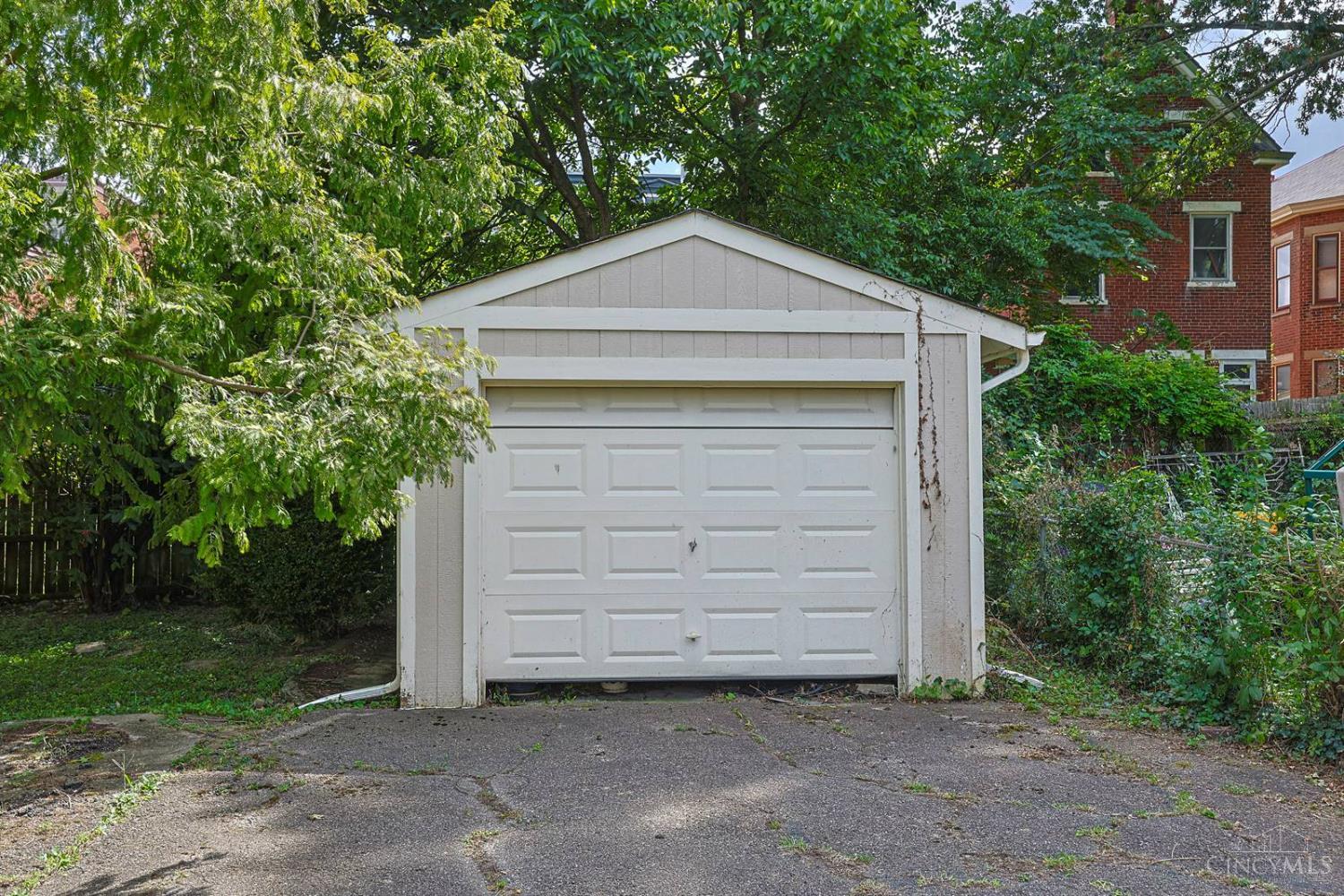 1655 Westmoreland Avenue, Cincinnati, OH, 45223 — photo 36