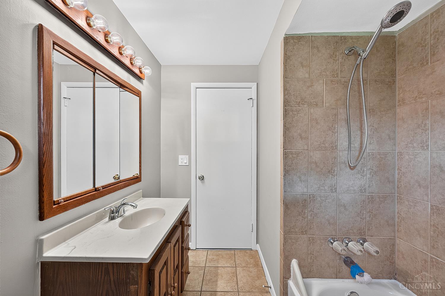 5564 Garrett Drive, Miami Twp, OH, 45150 — photo 22