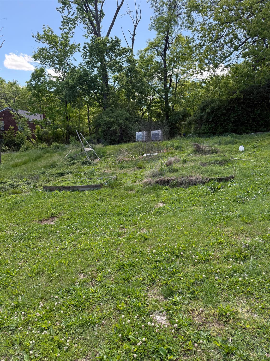3111 Bracken Woods Lane, Cincinnati, OH, 45211 — photo 2