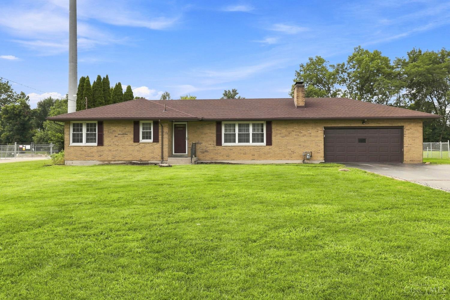 Photo 1 of Single family home for sale at 4575 S Dixie Hwy, Franklin Twp, OH 45005 | MLS# 1890943 | Listing updated on 2026-10-02