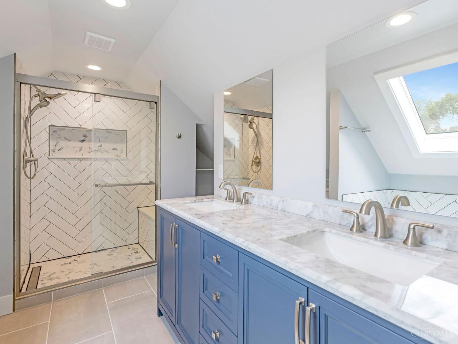 5520 Davies Place, Cincinnati, OH, 45227 — photo 23