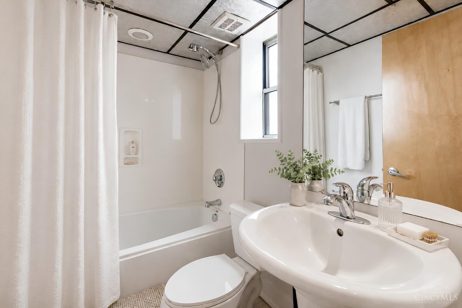 20 Twelfth Street #403A, Cincinnati, OH, 45202 — photo 15