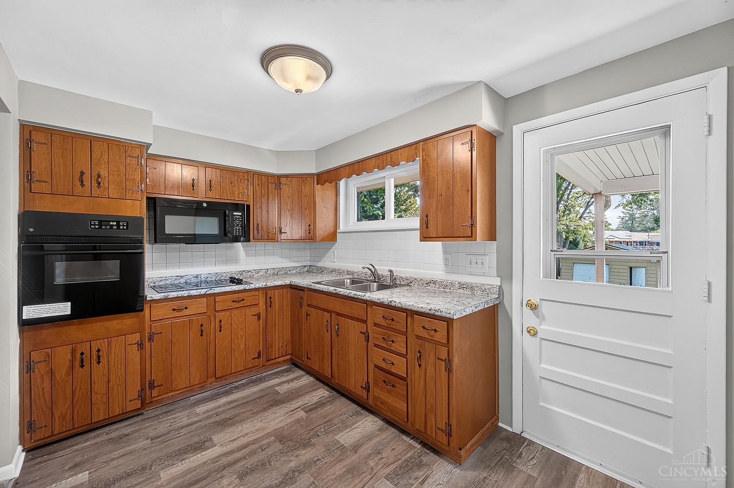 5564 Garrett Drive, Miami Twp, OH, 45150 — photo 17